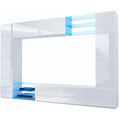 Une touche de caractere, bibliotheque avec portes, avec etageres dans un ton blanc et vert