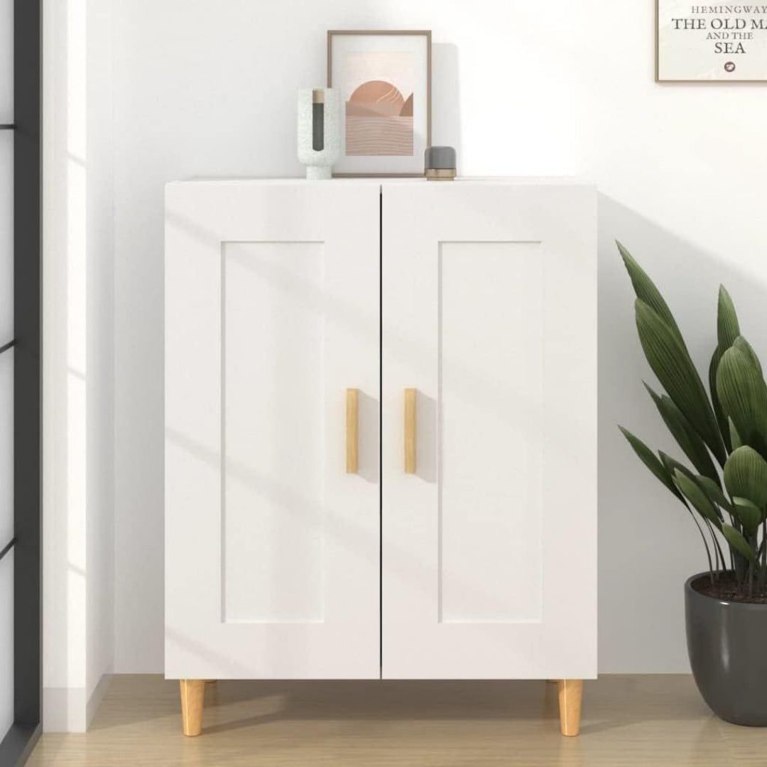 Une silhouette equilibree pour ce buffet avec tiroirs, avec etageres, teinte blanc et bois naturel