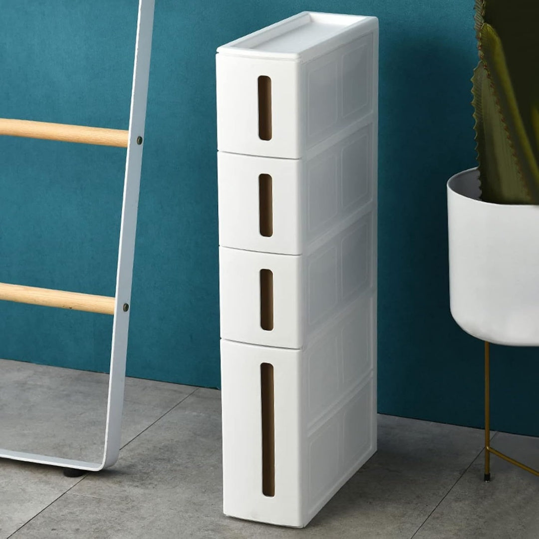 Une touche de caractere, commode avec tiroirs dans un ton blanc