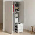 Un espace mieux organise grace a ce commode avec tiroirs, avec portes, finition blanc et vert