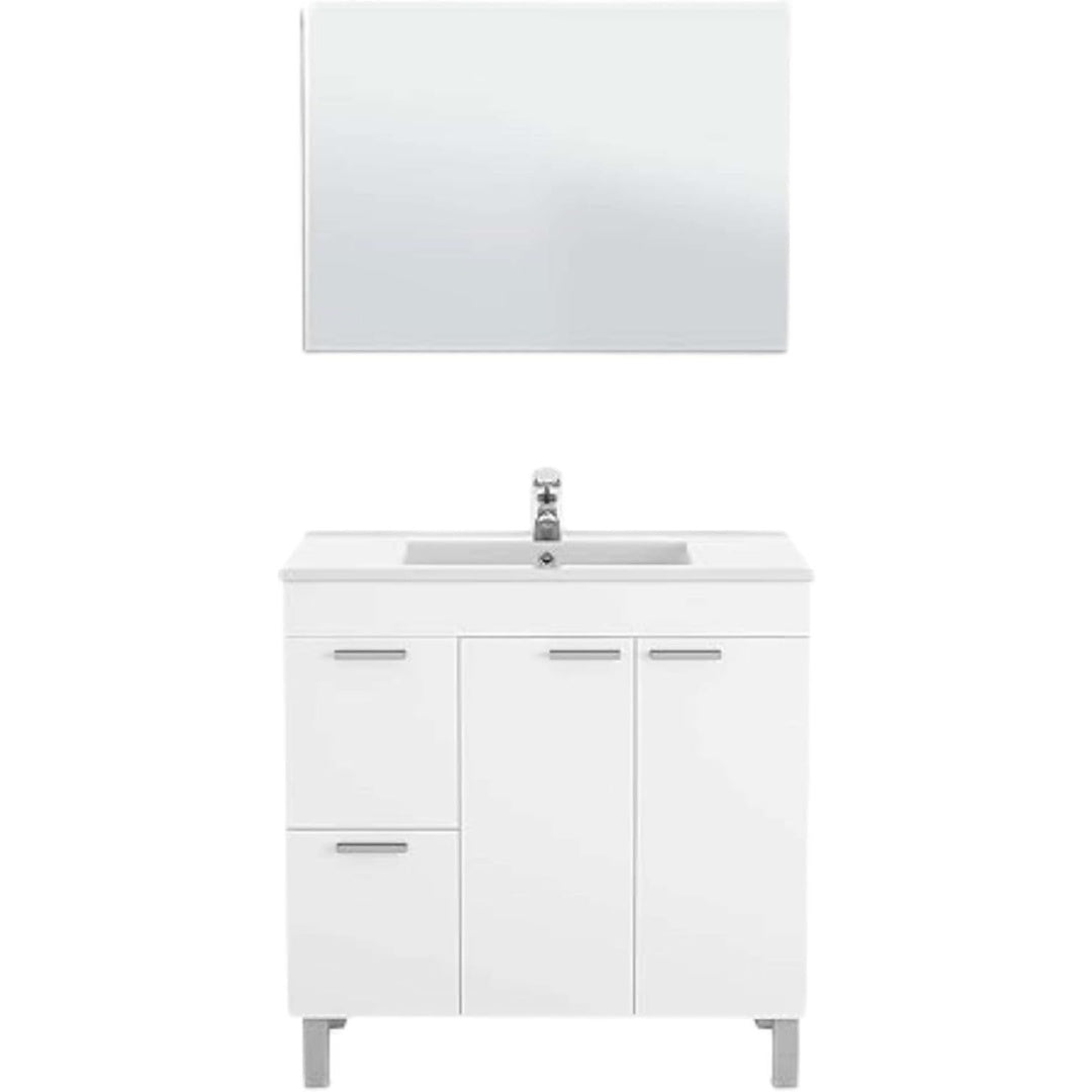 Une touche de caractere, commode avec tiroirs, avec portes dans un ton blanc